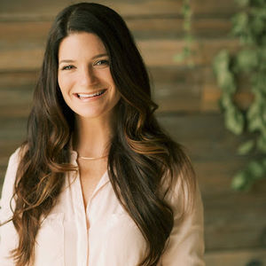 Meet your Posher, Lena